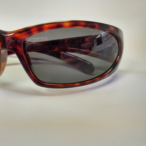 Polarized Sunglasses - Picture 4 of 9